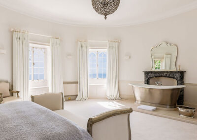 Photo of the master bedroom at Pennsylvania Castle